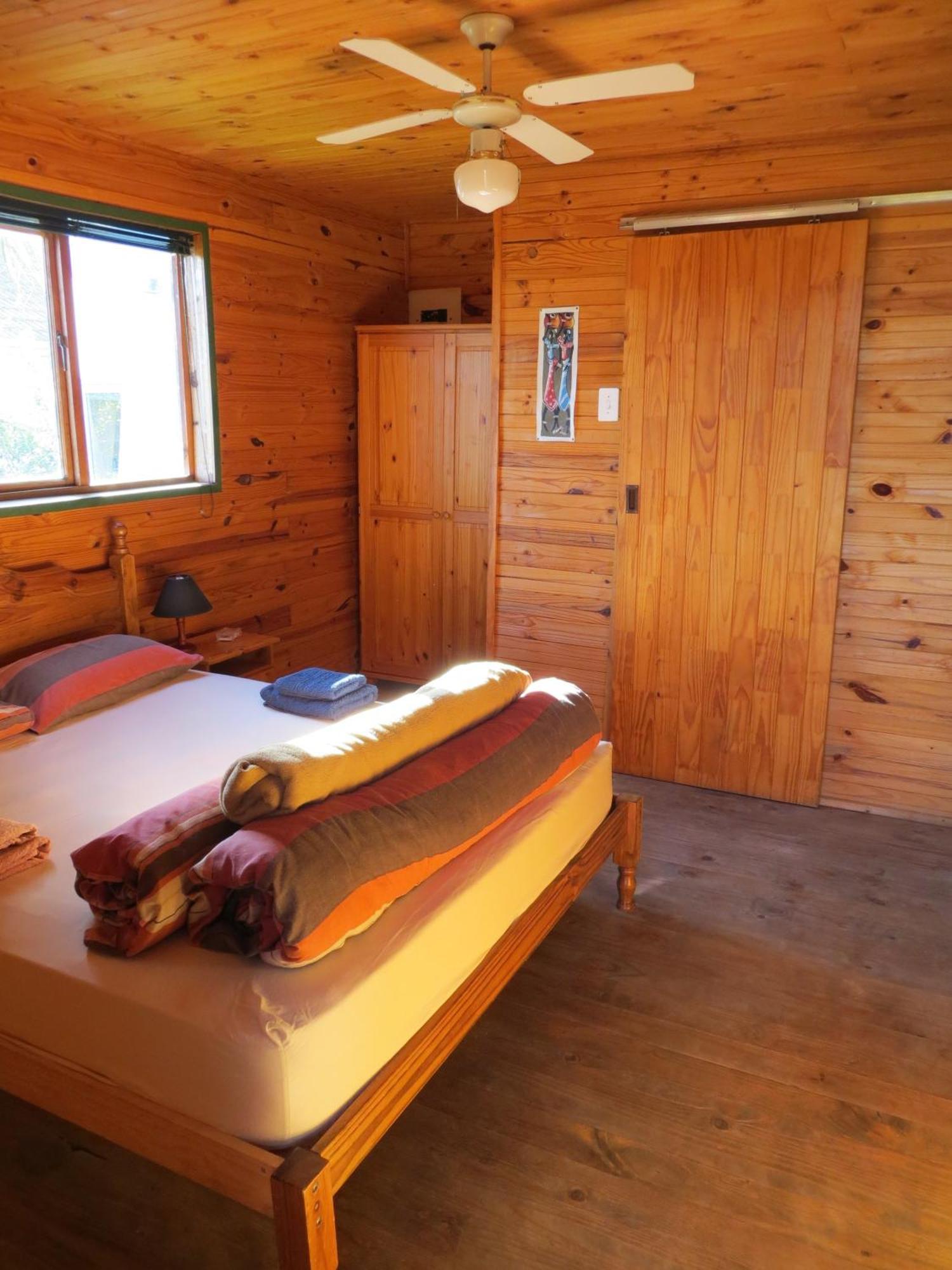 Cape Oasis Guesthouse Bloubergstrand Dış mekan fotoğraf