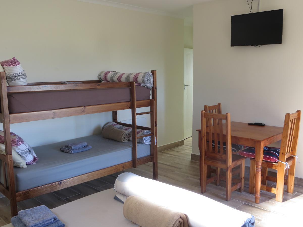 Cape Oasis Guesthouse Bloubergstrand Dış mekan fotoğraf